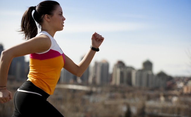 Faire du jogging pour perdre du poids. De combien avez-vous besoin pour courir, table pour les femmes et les hommes