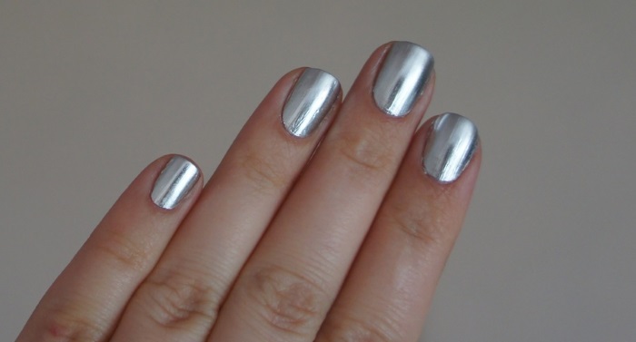 Vernis à ongles miroir. Comment faire une manucure miroir avec un frottement. Photos d'idées et de designs