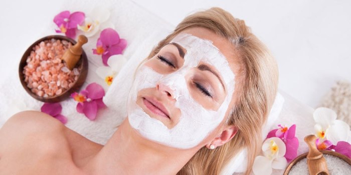 Masque facial nourrissant. Les meilleures recettes pour les peaux mixtes, sèches, grasses, vieillissantes, sensibles et à problèmes