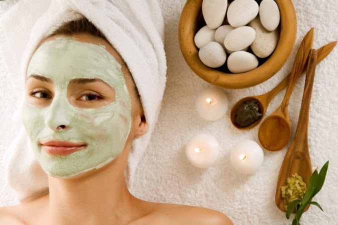 Masque facial nourrissant. Les meilleures recettes pour les peaux mixtes, sèches, grasses, vieillissantes, sensibles et à problèmes