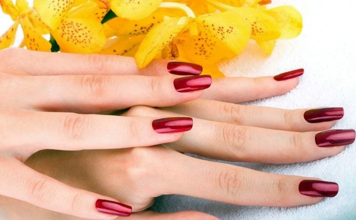 Comment renforcer les ongles, accélérer leur croissance après avoir retiré le vernis gel. Recettes simples à la maison