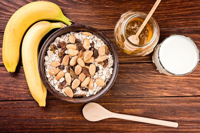 Peeling aux amandes pour le visage - qu'est-ce que c'est, comment est-ce fait, photos avant et après, critiques