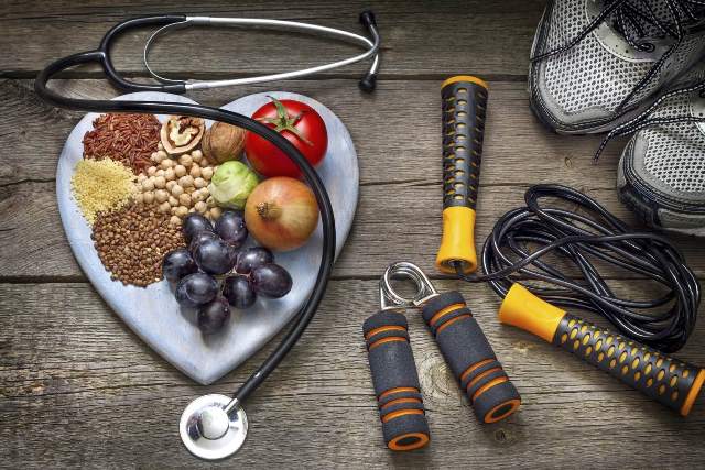 Repas avant et après l'entraînement pour gagner de la masse musculaire, pour perdre du poids