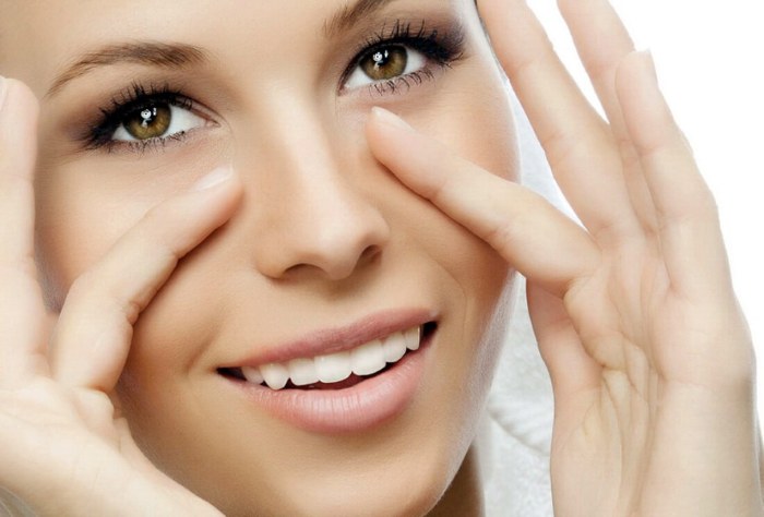 Vitamines A et E pour la peau du visage - comment appliquer en interne, en capsules, masques