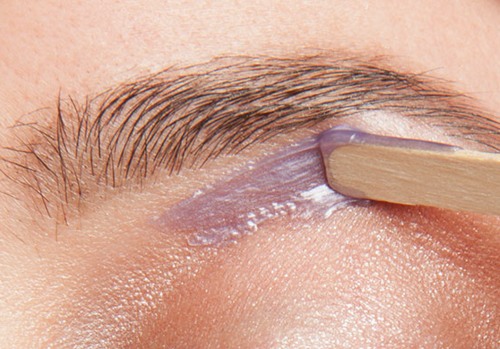 Comme c'est beau et correct d'épiler les sourcils. Instructions étape par étape avec une photo