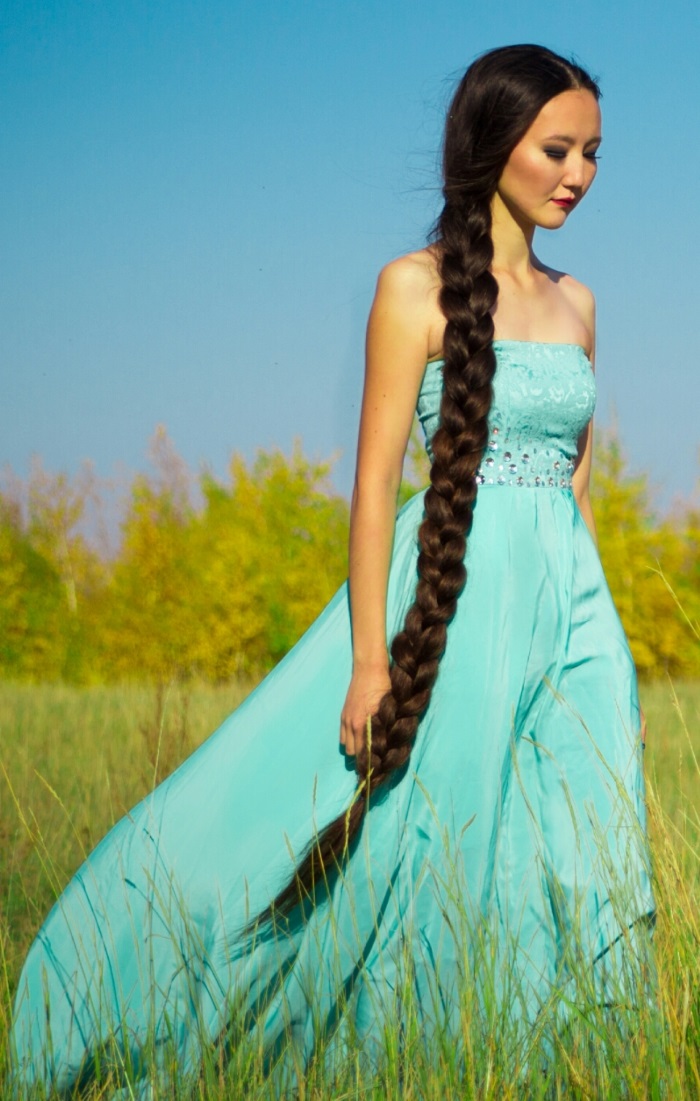 Tisser des tresses pour cheveux longs - des options belles, légères et inhabituelles pour tisser des boucles pour filles et filles