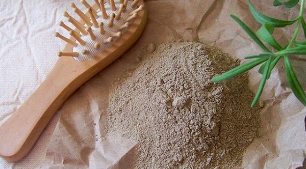 Masque capillaire à la maison avec de la levure sèche pour la croissance, la densité et la perte de cheveux. Recettes avec moutarde, sucre, kéfir, miel