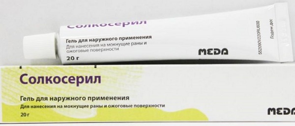 Pommades pour les cicatrices et les cicatrices sur le visage après l'acné, la varicelle, la blépharoplastie, la chirurgie. Des moyens efficaces et peu coûteux