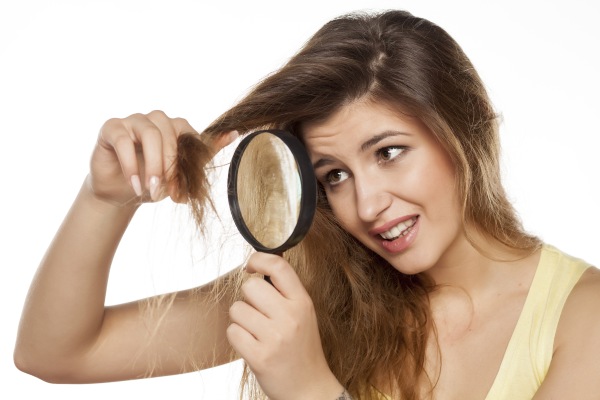 Masques capillaires à l'huile de bardane. Recettes, règles d'utilisation contre la chute des cheveux et pour la croissance