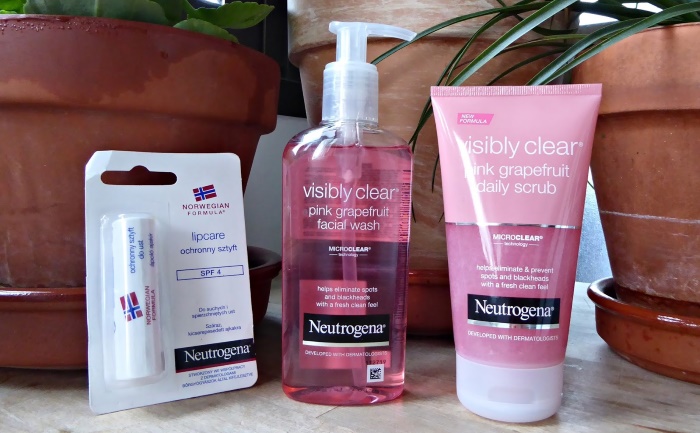 Cosmétiques Neutrogena (Nitrodzhina): crème pour les mains, les ongles, les pieds, le visage, le lait pour le corps, le baume à lèvres, le rouge à lèvres hygiénique, le gel shampooing. Composition, formule, propriétés, prix et avis