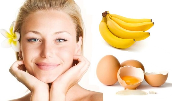 Masque à la banane pour les rides, la peau autour des yeux. Recettes avec effet amidon et botox, miel, oeuf