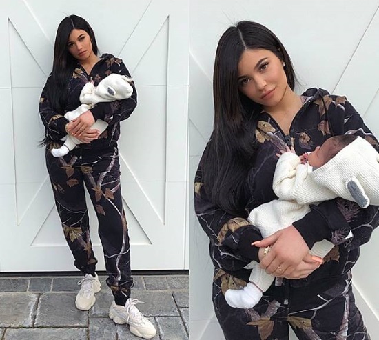 Kylie Jenner avant et après la chirurgie plastique: photos sans maquillage, photoshop, en maillot de bain, enceinte. Quel âge, hauteur, paramètres, biographie