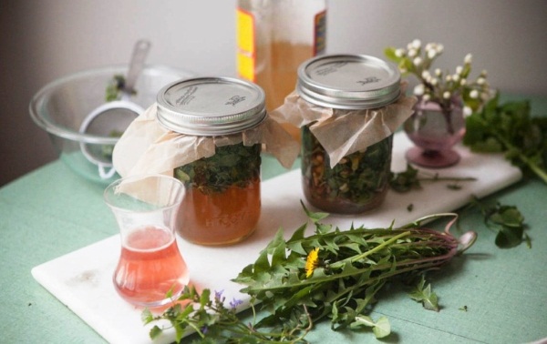 Soins capillaires à domicile. Recettes pour la densité et la croissance des cheveux, masques, peelings