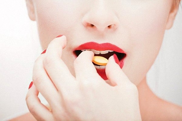 Vitamines pour femmes. Classement des meilleurs après 30, 40, 50 ans, pour la planification de la grossesse, les compléments sportifs