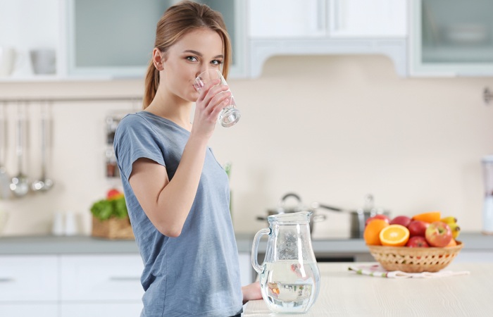 Comment enlever rapidement le ventre: exercice et régime pour une taille fine à la maison. Enveloppements, massage, aspirateur