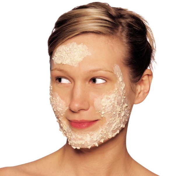 Masque de blanchiment pour le visage contre les taches de vieillesse, les coups de soleil, pour les peaux sèches. Recettes maison