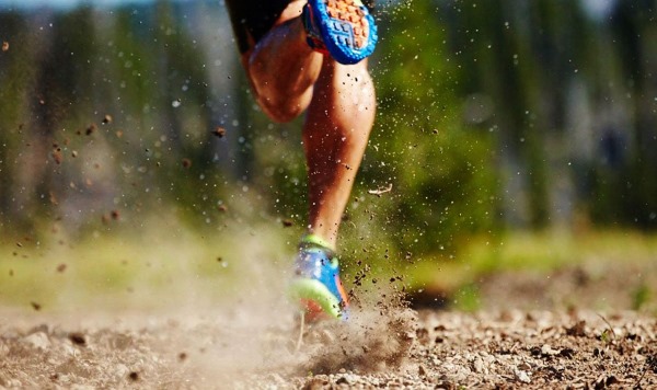 Faire du jogging sur place pour perdre du poids. Technique, combien de temps, calories brûlées à l'exercice