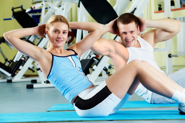 Sécher le corps pour perdre du poids d'une femme. Menu diététique pour une semaine, exercice à la maison