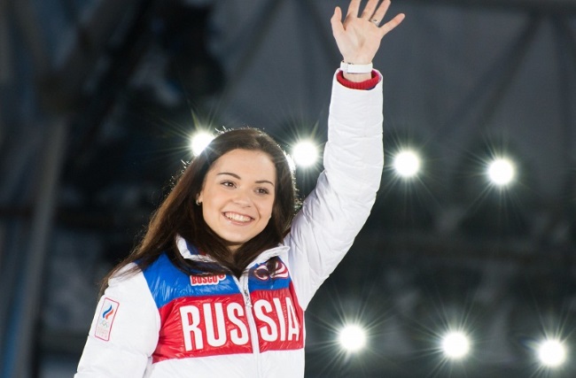 Adeline Sotnikova. Photo en maillot de bain, paramètres de la figure, comment cela a changé, perte de poids, biographie