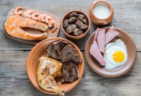 Menu de séchage du corps pour femme pour tous les jours, semaine, mois. Principes de nutrition