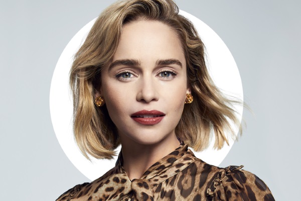 Emilia Clarke. Photos candide, chaud en maillot de bain, figure, plastique, biographie