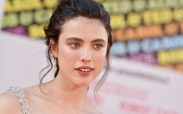 Margaret Qualley. Photos chaudes en maillot de bain, biographie, vie personnelle, paramètres de la figure, avant et après la chirurgie plastique