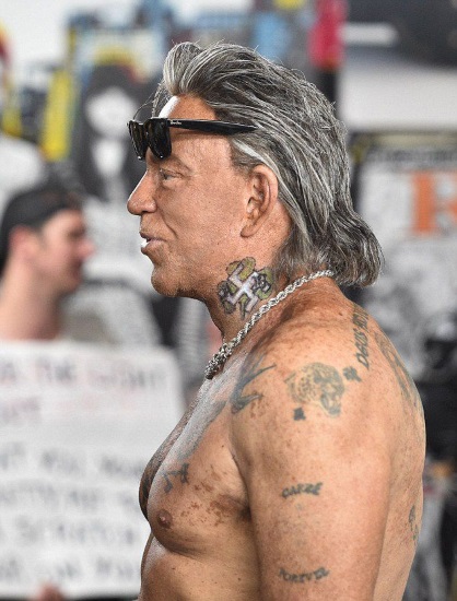 Mickey Rourke. Avant et après la chirurgie plastique, la chirurgie, la photo de la jeunesse, maintenant, la biographie, la vie personnelle