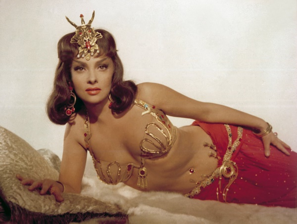 Gina Lollobrigida. Photo dans sa jeunesse, maintenant, biographie, figure, plastique