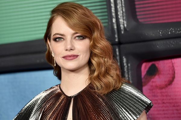 Emma Stone. Photos chaudes, en lingerie, maillot de bain, avant et après chirurgie plastique, biographie, vie personnelle