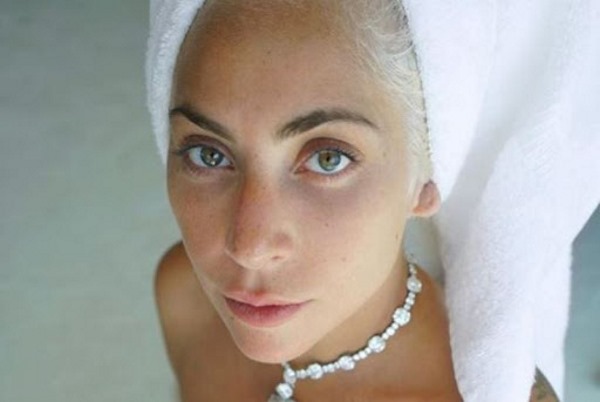 Lady Gaga. Photos chaudes, sans maquillage ni perruque, avant et après chirurgie plastique, figure, biographie, vie personnelle