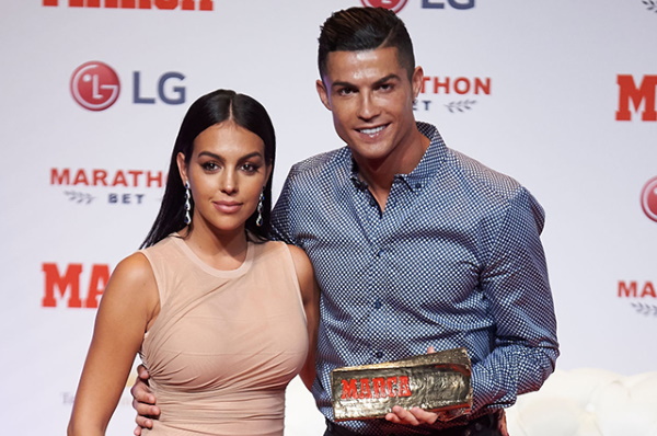 Georgina Rodriguez.Photos chaudes en maillot de bain, avant et après chirurgie plastique, biographie, vie personnelle