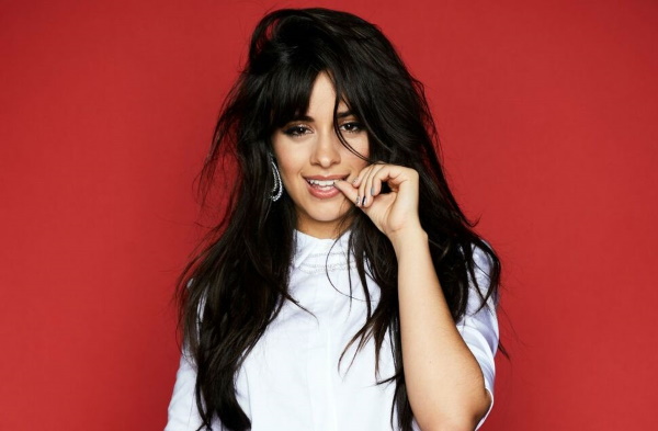 Camila Cabello (Cabello). Photos sans maquillage, avant et après chirurgie plastique, biographie, vie personnelle