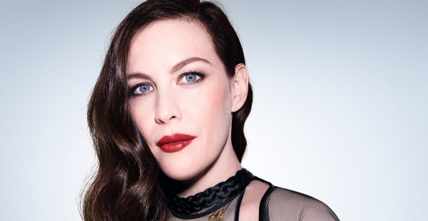 Liv Tyler. Photos dans sa jeunesse, maillot de bain, avant et après la chirurgie plastique, biographie, vie personnelle