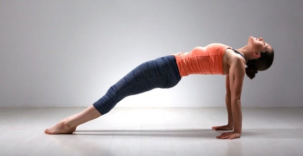 Exercices de combustion des graisses à la maison pour les femmes. Entraînements pour le corps, l'abdomen et les côtés