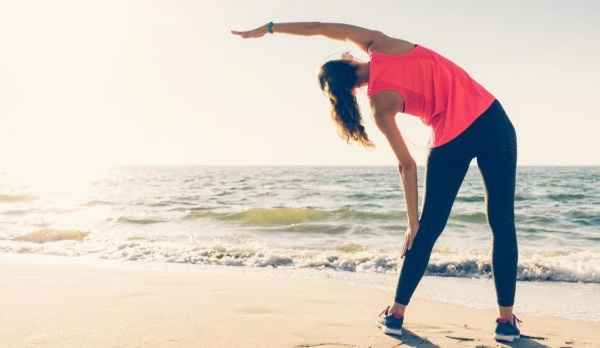 Marcher sur les fesses. Avantages pour les femmes, les hommes, les avis