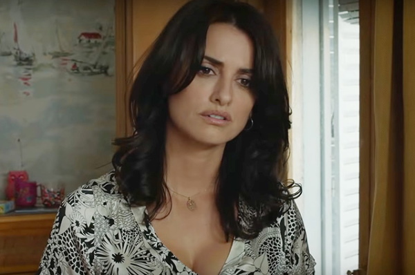 Penelope Cruz. Photos de révélations, chaudes, avant et après la chirurgie plastique, biographie